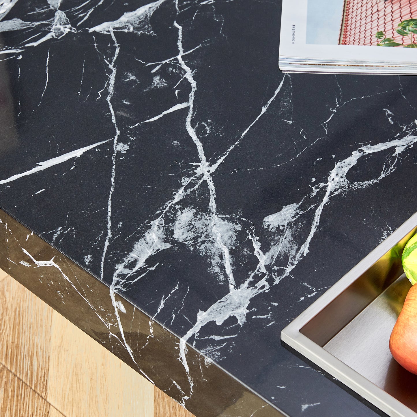 marble coffee table, black/whitepattern