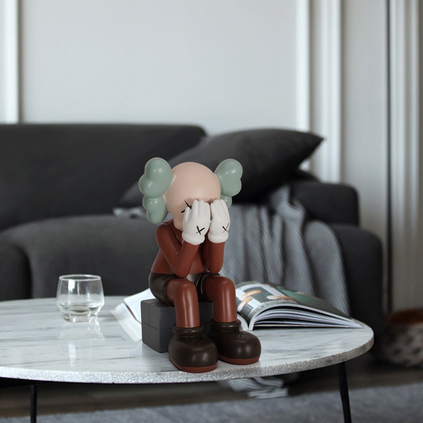 sitting bear resin home decoration