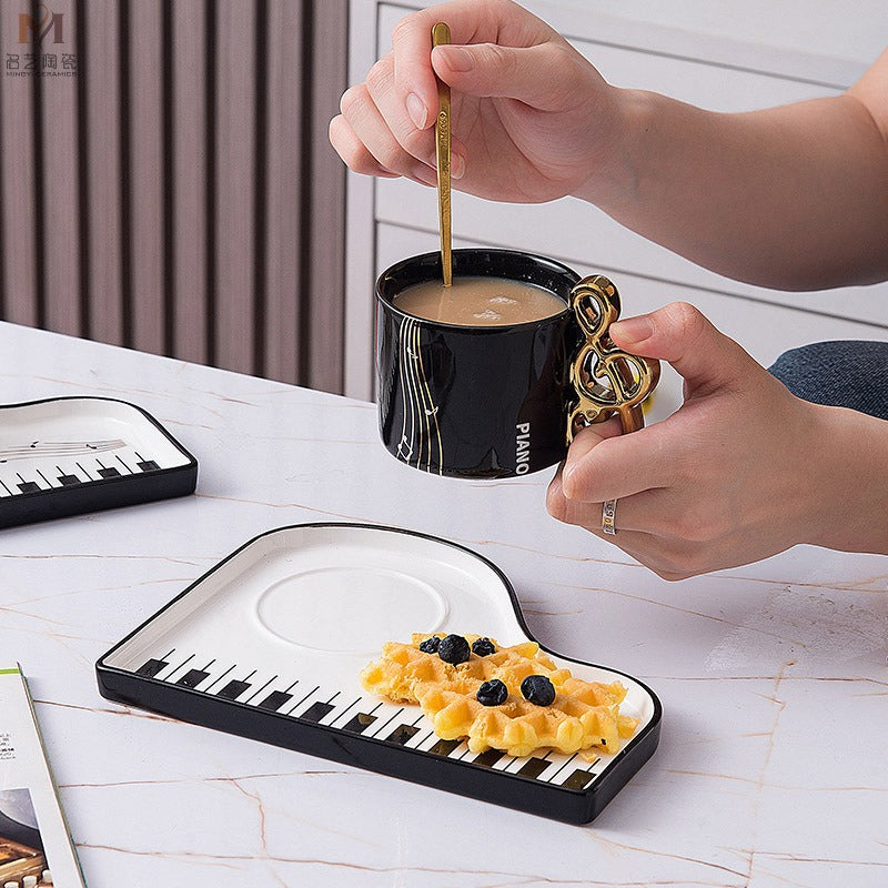 music/piano mug set
