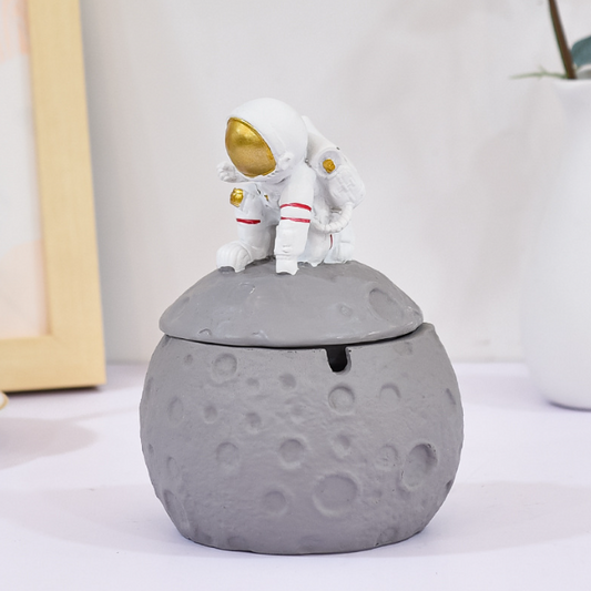 Astronaut Ashtray