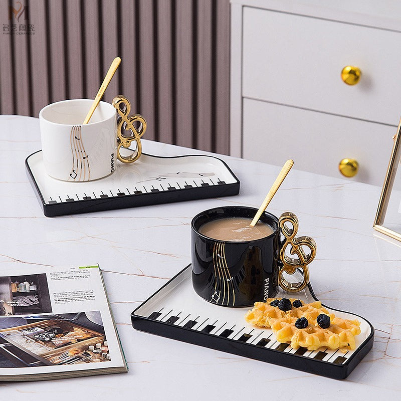music/piano mug set