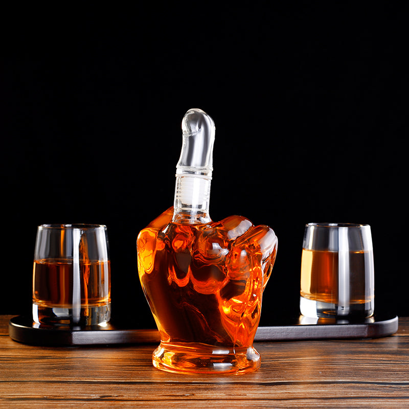 middle finger whisky wine set – bold novelty bar set