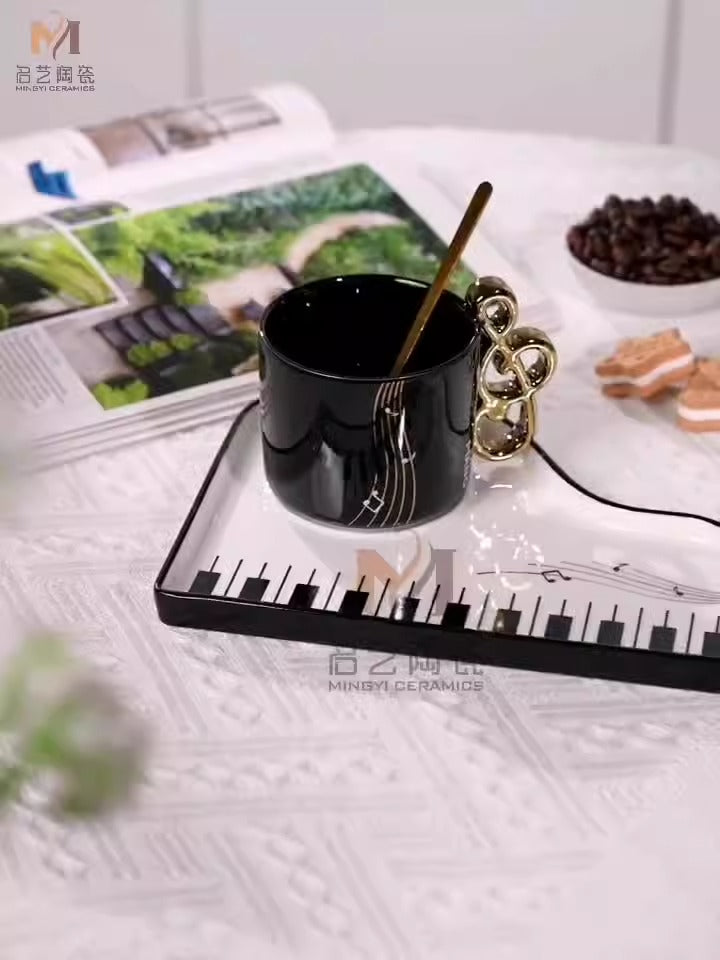 music/piano mug set