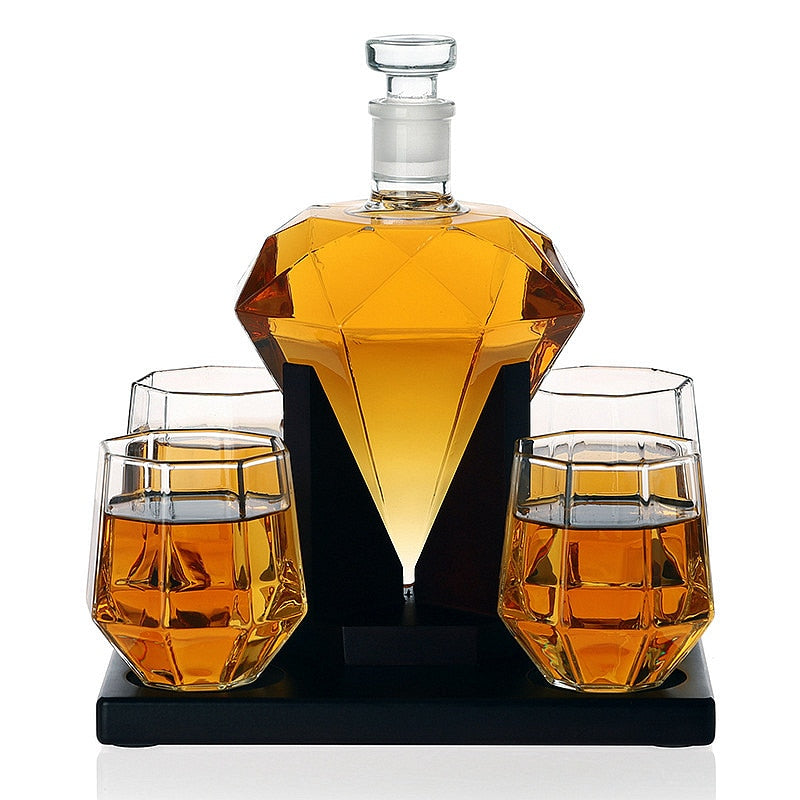 diamond drinking vessel with 4 cups – luxury whiskey & wine set