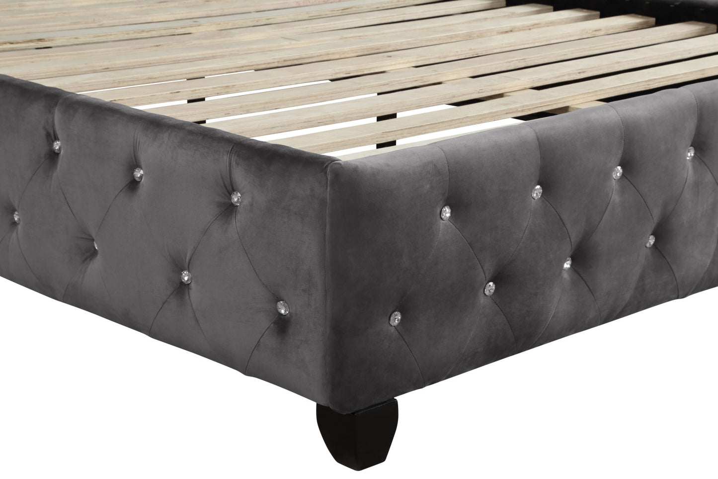 sophia modern style crystal tufted queen bed made with wood in gray
