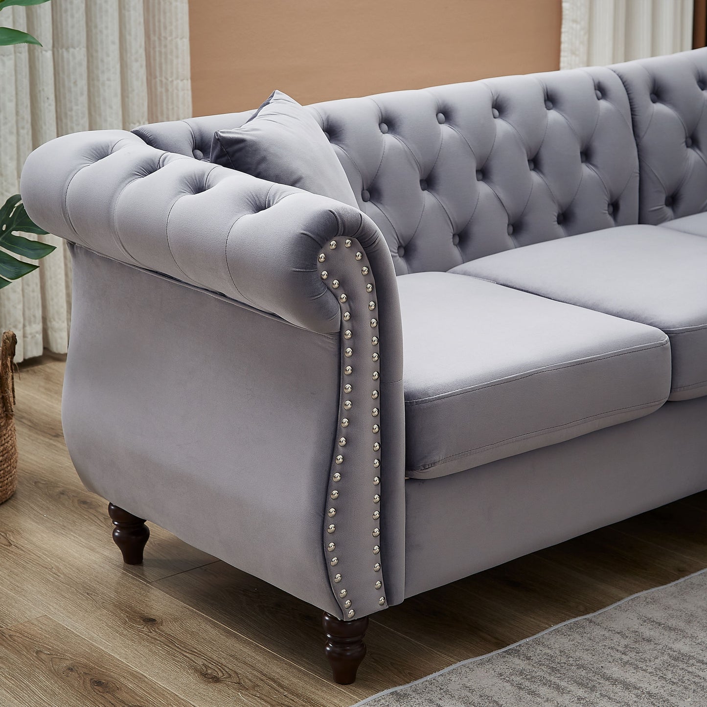 5-seater corner sectional with 3 pillows, grey