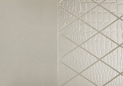 Glamorous Style Champagne Finish Queen Upholstered Bed