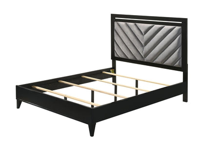 ACME Chelsie Queen Bed• Gray Fabric & Black Finish