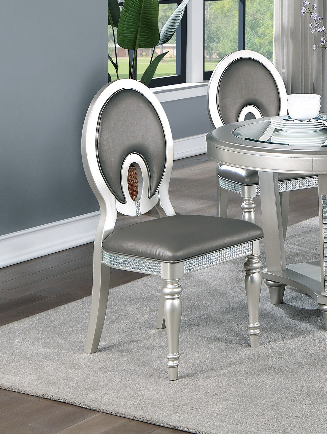 amy dining table set