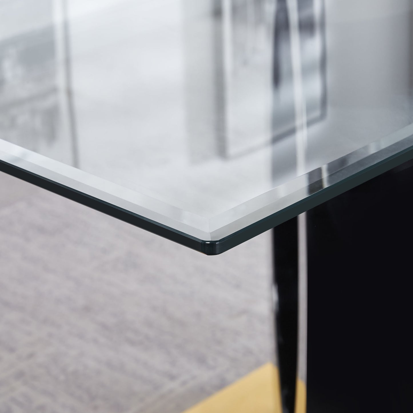 lilli dining table