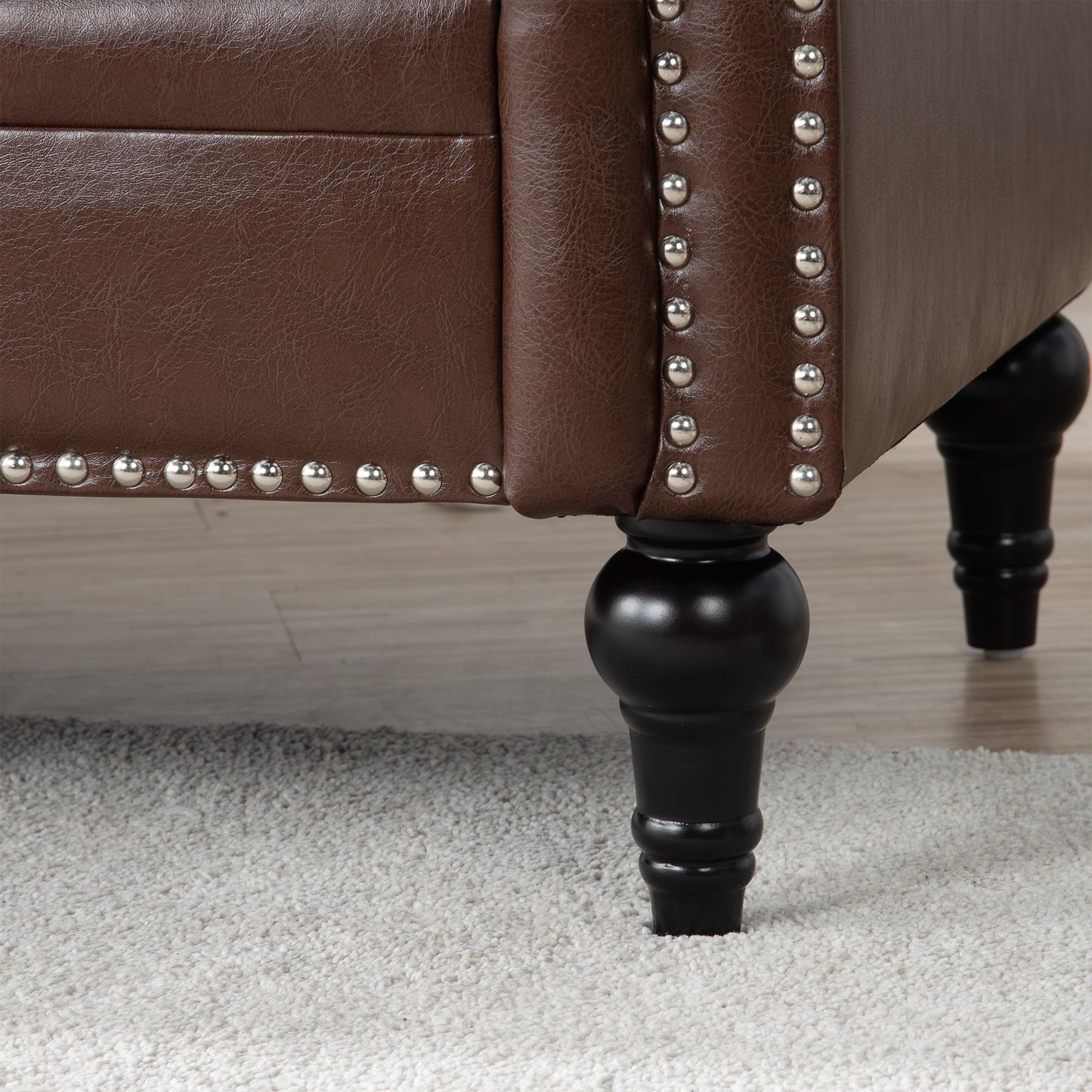 traditional chesterfield square arm sofa