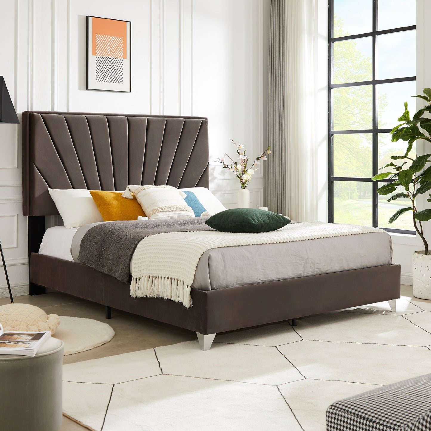 b108 beautiful line stripe cushion bed, brown