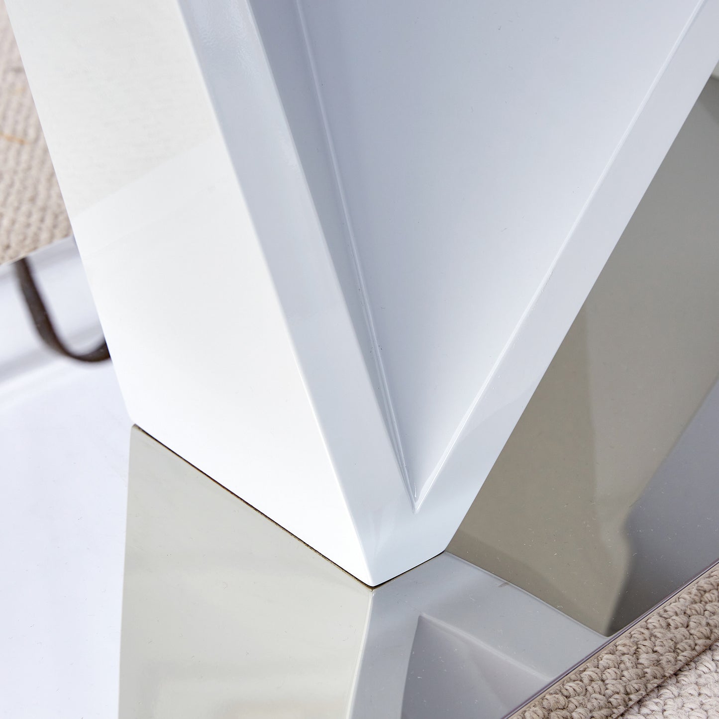 mdf faux marble dining table with white double v-shaped support