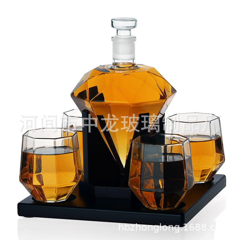 diamond drinking vessel with 4 cups – luxury whiskey & wine set